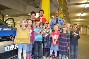 Die Kinder aus Isseroda besuchten im April die Polizeiinspektion Weimar.